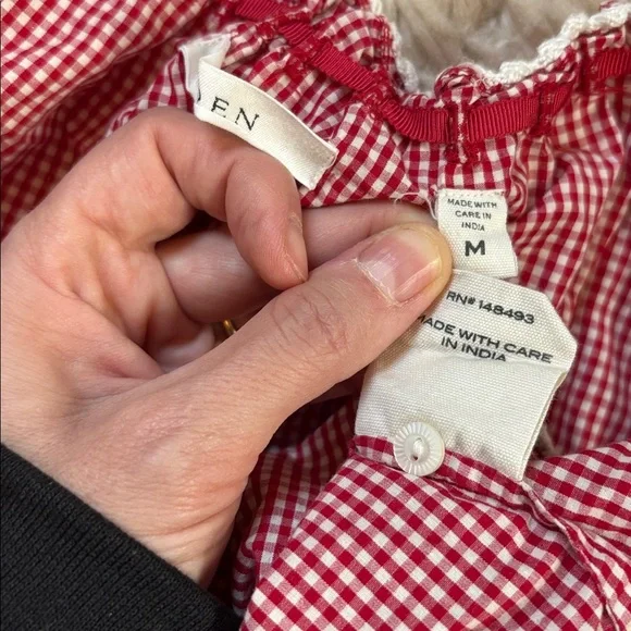 Doen Red Checkered Sleeveless Blouse - Picture 4 of 16